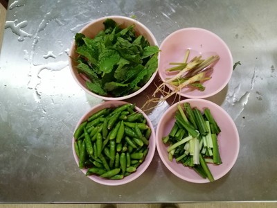วิธีทำ สลัดโรลเคลทูน่าแอปเปิลน้ำจิ้มซีฟู้ด(ไข่หวานไข่ต้ม/มังสวิรัต)