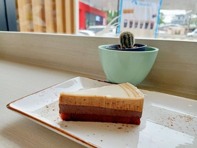 Caramel Cake