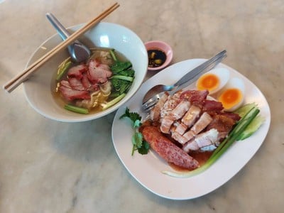 เมนูของร้าน ทิพย์รส สุรินทร์ วงเวียนน้ำพุ