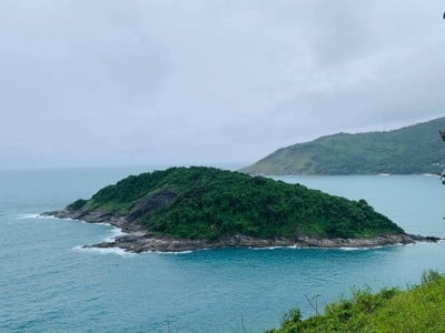 แหลมพรหมเทพ