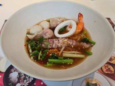 ก๋วยเตี๋ยวต้มยำ น้ำใส