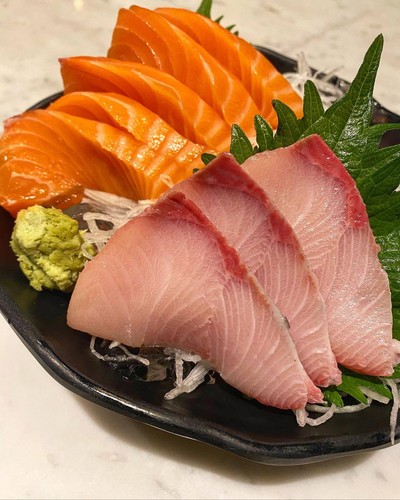 Salmon Sashimi  ซาซิมิปลาแซลมอน