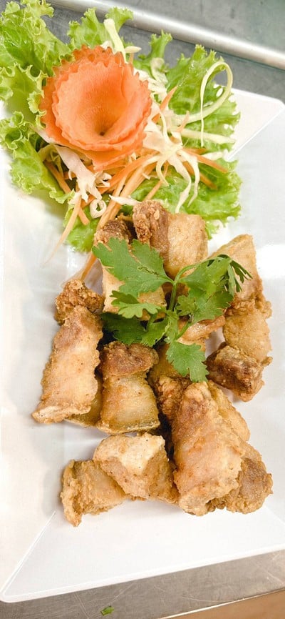 เมนูของร้าน ครัวอิ่มอร่อย นครหลวง