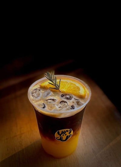 บ้านสวนผักยิ้ม