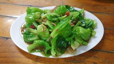 ผักสดมากและให้เยอะ รสชาติอร่อย