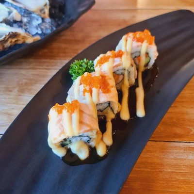 โรลแซลมอน