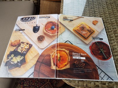 ป้ายราคาหรือสมุดเมนู