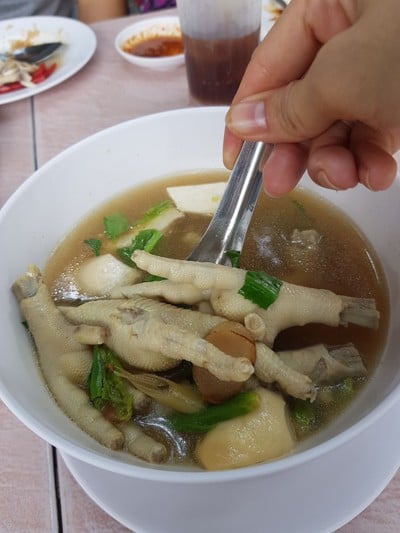 ต้มซุปเปอร์ขาไก่