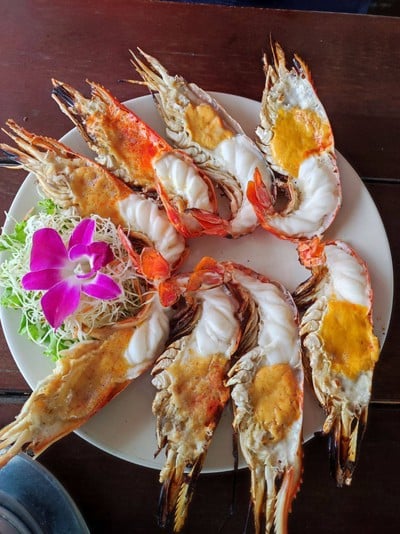 เมนูของร้าน เรือนร่มไทร