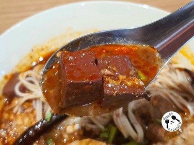 ขนมจีนน้ำเงี้ยวหมู