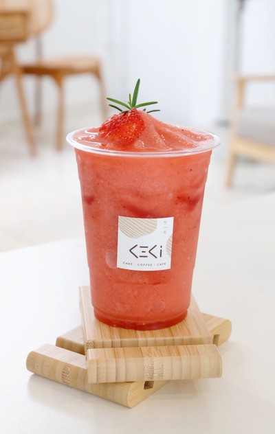 สตรอเบอร์รี่ปั่น