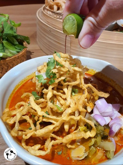 ข้าวซอยไก่