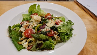 Salad ผักตามฤดูกาล