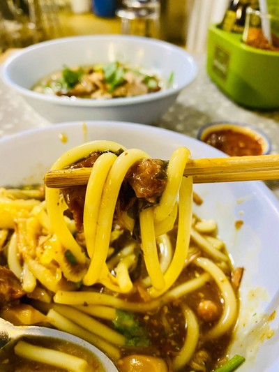 เส้นขนมจีนแห้งเนื้อ