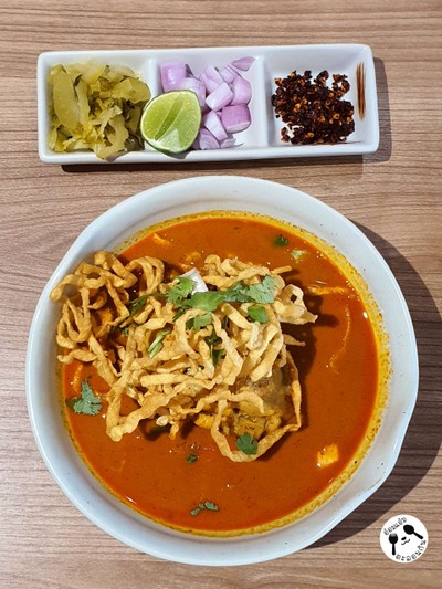 ข้าวซอยไก่