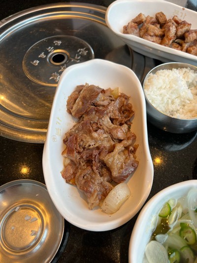 เนื้อสามชั้น