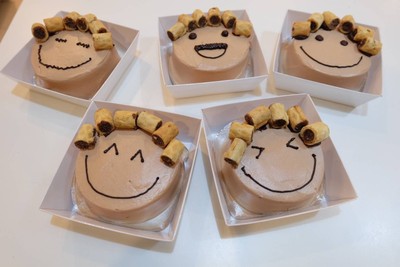 เค้กมินิมอลช็อกโกแลต