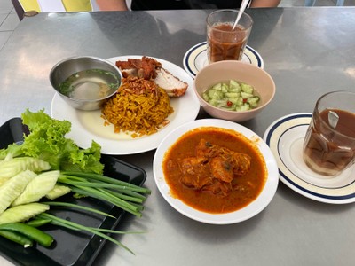 ข้าวหมกไก่ทอด