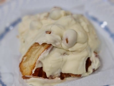 White Chocolate Macadamia Croissant