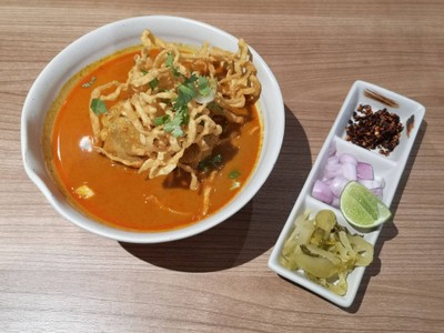 ข้าวซอยไก่