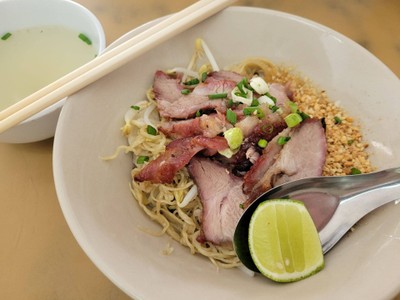 บะหมี่แห้ง