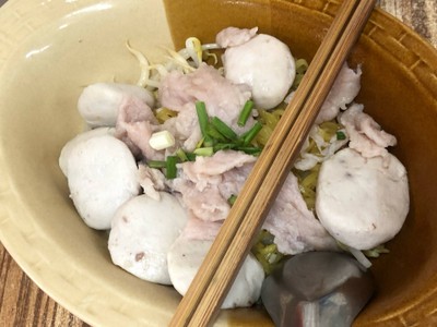 บะหมี่แห้ง