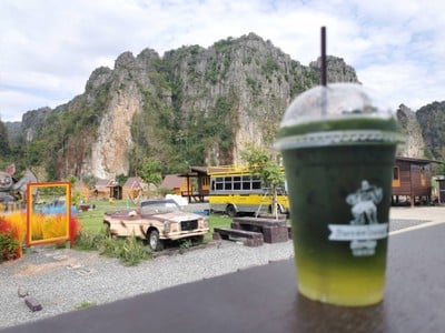 ชาเขียวน้ำผึ้งมะนาว