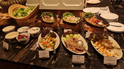 บุฟเฟ่มื้อค่ำ