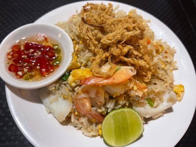 อาหาร หรือ เครื่องดื่ม