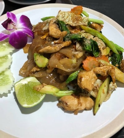 Fried noodles with soya sauce