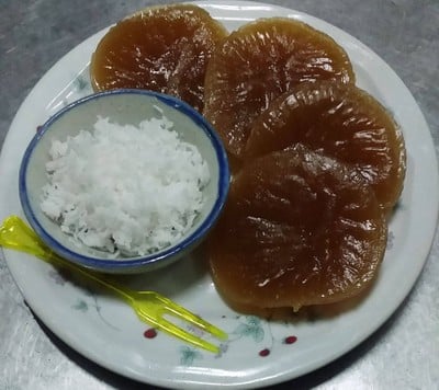 ขนมถ้วยหน้ามะพร้าวขูด