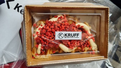 Croffle Strawberry Cream Cheese