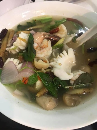 ต้มยำทะเลน้ำใส