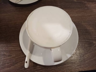 นมร้อน