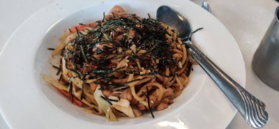 ยากิโซบะไก่