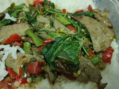 ข้าวกระเพราตับ