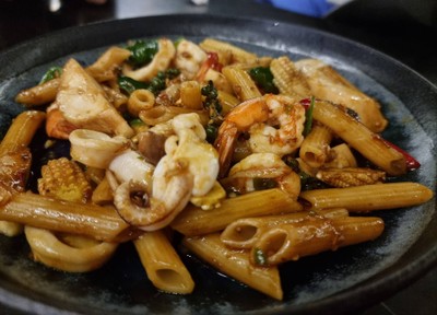 เพนเน่ขี้เมาทะเล