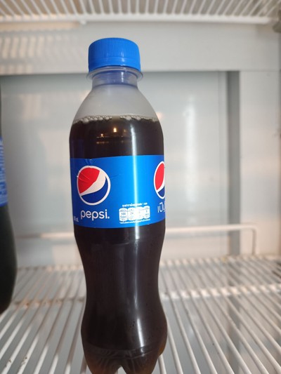 น้ำอัดลมเล็ก