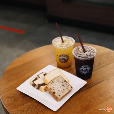 เมนูของร้าน Mezzo Coffee เกตเวย์ เอกมัย