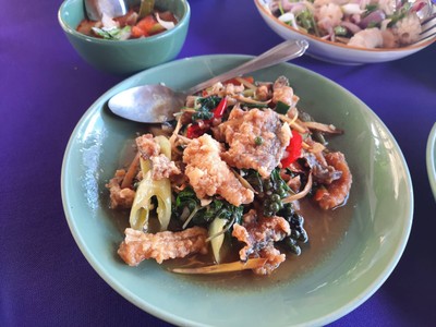 ร้านเรือนริมน้ำ