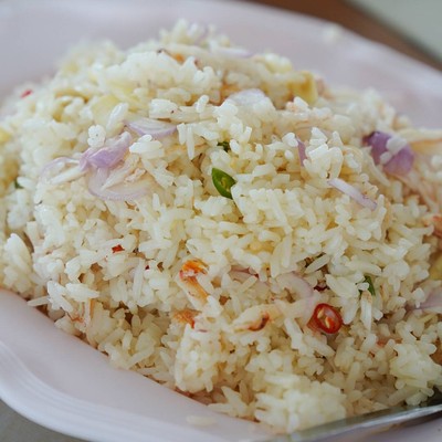 ข้าวขยำปู