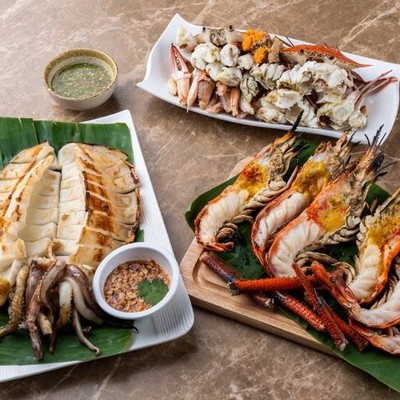 เดอะรอยัลซีฟู้ดส์ & โอมาอิชิ มหาชัย เดอะรอยัลซีฟู้ดส์ & โอมาอิชิ มหาชัย