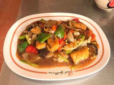 ราดหน้าปลาเต้าซี่