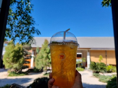 อาหาร หรือ เครื่องดื่ม