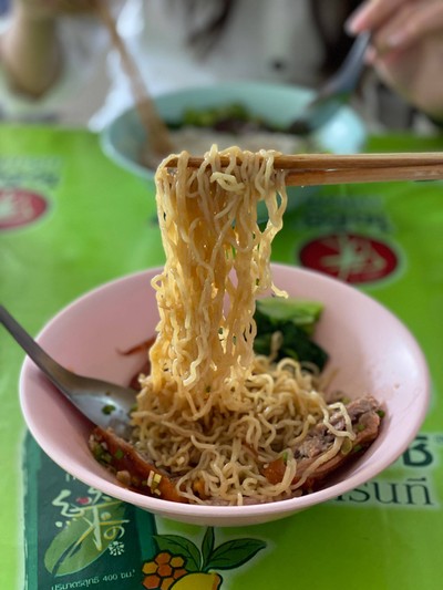 โกเซนเป็ดย่างหัวหิน