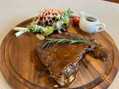 เมนูของร้าน เชฟถนอม ประชาชื่น