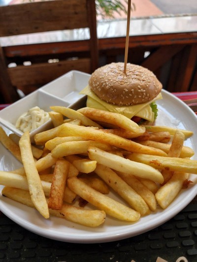 โฮมเมดชี้สเบอร์เกอร์หมู