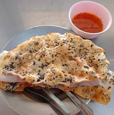 ข้าวเกรียบปากหม้อ