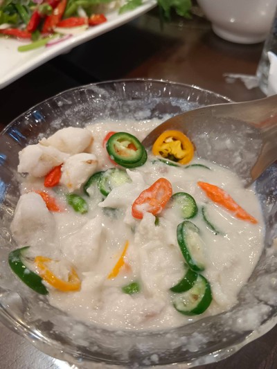 อาหาร หรือ เครื่องดื่ม