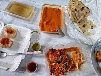 อาหาร หรือ เครื่องดื่ม